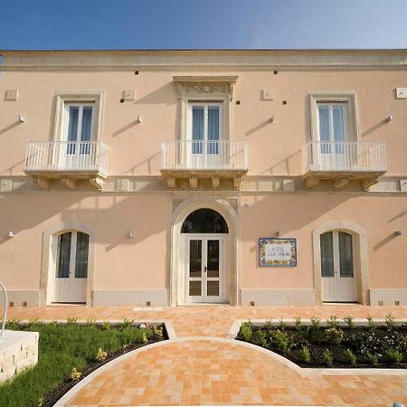 Hotel Villa Фануза Экстерьер фото